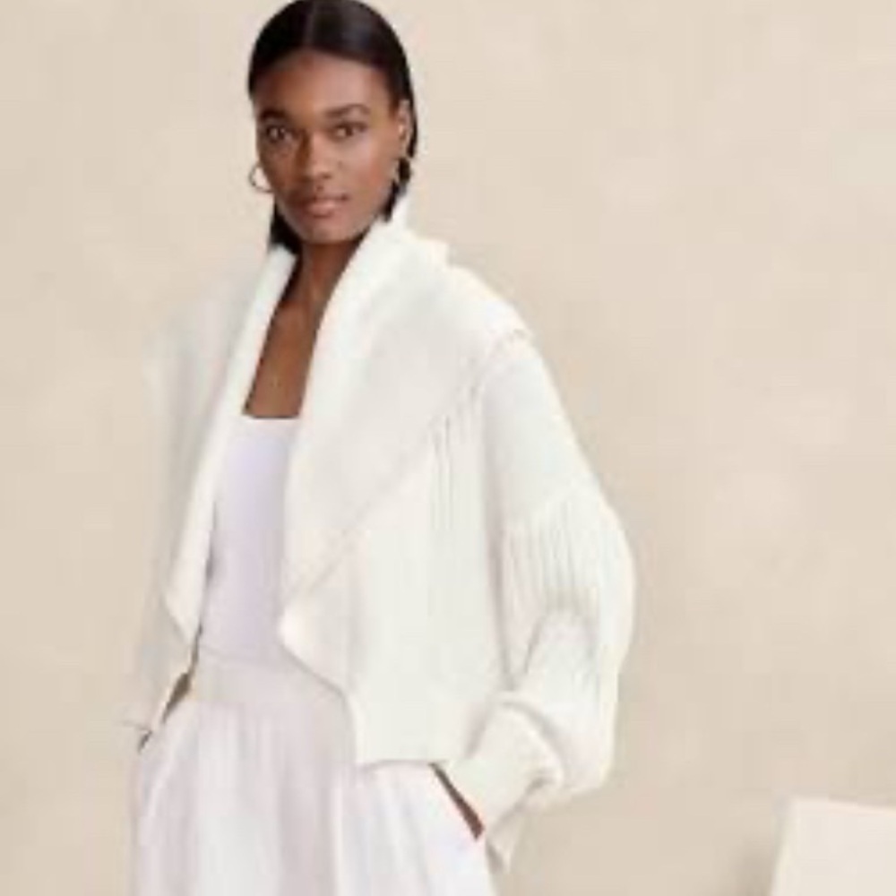 NWT Banana Republic Julia Cropped Cotton Iced Vanilla Ivory Cardigan Sz M - Picture 4 of 7